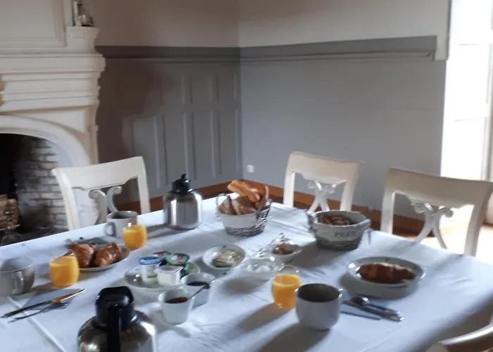 Chateau De La Grand'cour Oda ve Kahvaltı 3*