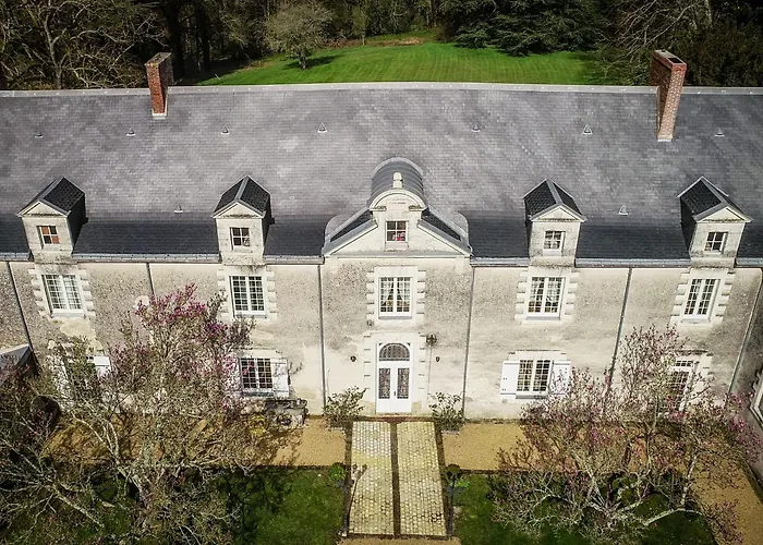 Chateau De La Grand'cour Grandchamp-des-Fontaines